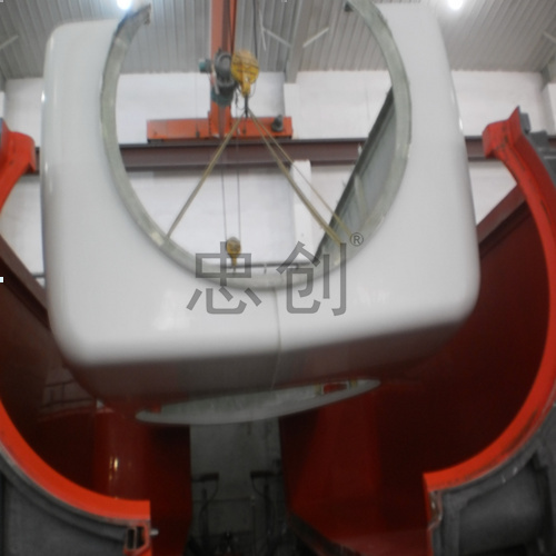 Automatic demoulding of cabin cover